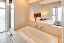 Harbouredge Suites By Totalstay Clanwilliam Bagian luar foto